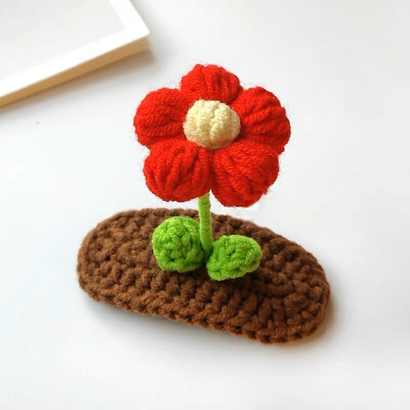 Kẹp tóc cây mầm xinh, hoa 5 cánh bằng len handmade