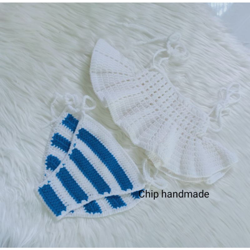 Bikini, đồ bơi kiểu áo 2 dây bèo xoè to cho bé