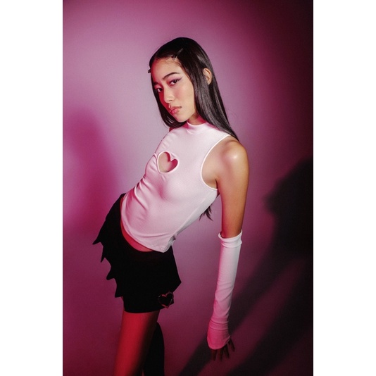 GENER - Night Love Top - Áo thun gân trắng kèm găng tay