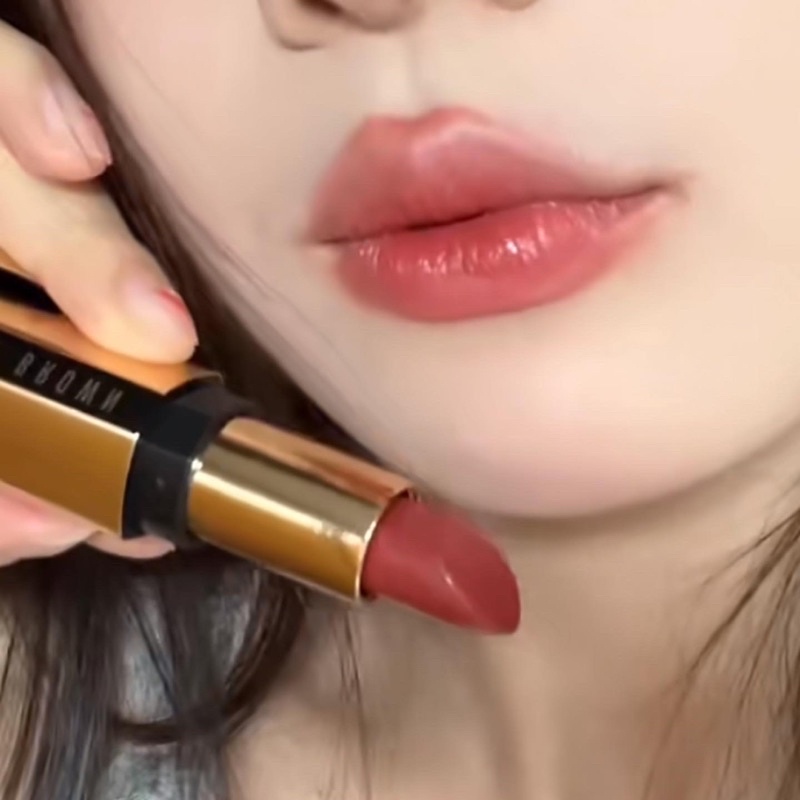 Son Bobbi Brown Luxe Lip Color•04•64