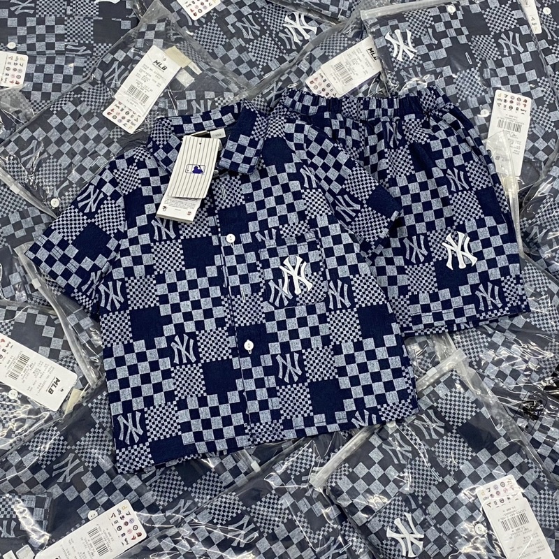 Set bộ bò logo vuông MLB tqxk