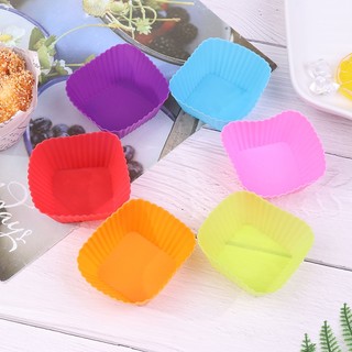 Set 1 / 6 khuôn silicon làm bánh hình vuông 7cm tiện dụng