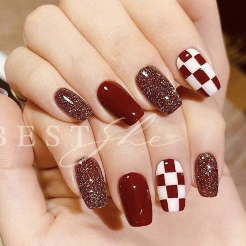 Nailbox đỏ các mẫu Tết
