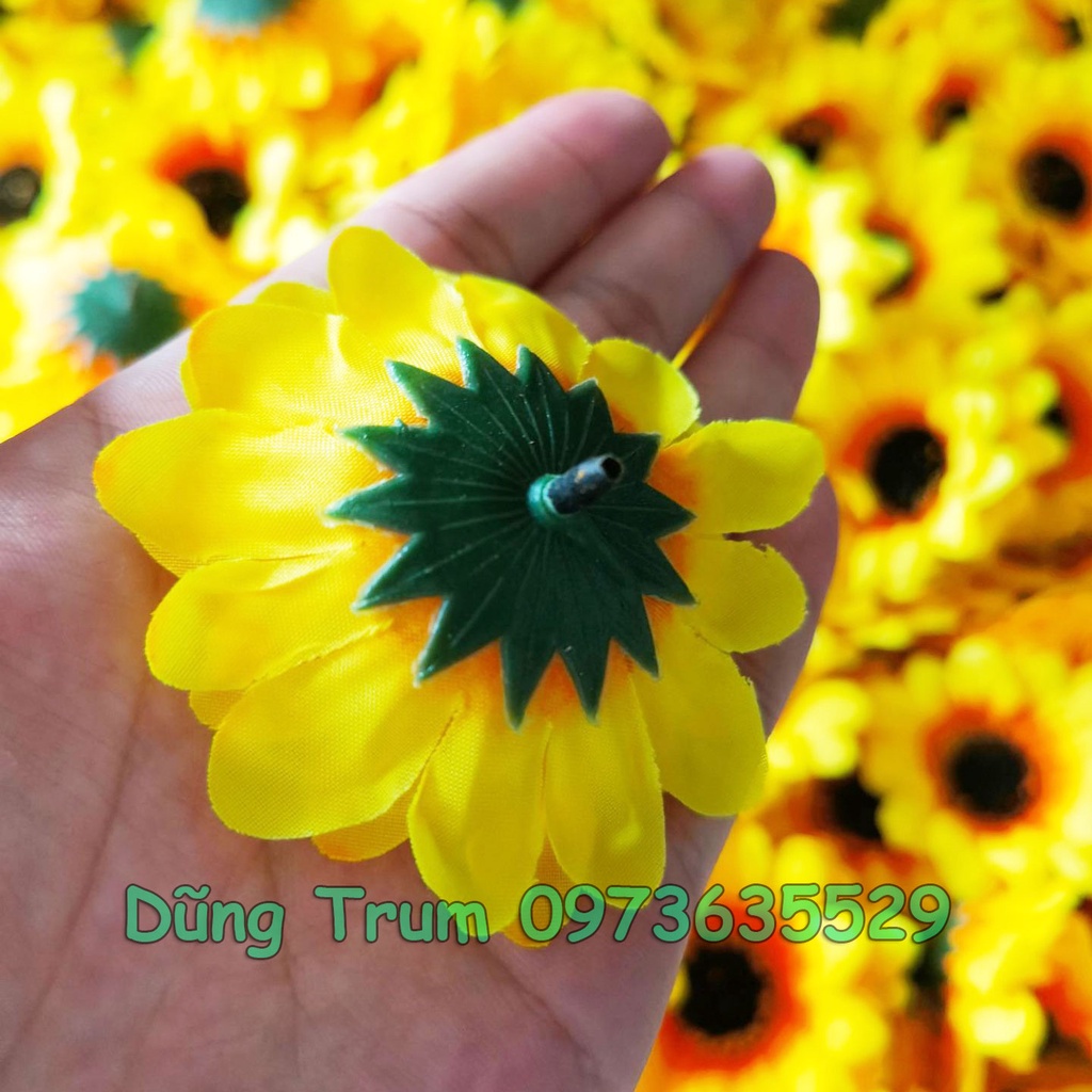 Hoa hướng dương đầu bông đường kính 7cm vải lụa trang trí phụ kiện | BigBuy360 - bigbuy360.vn