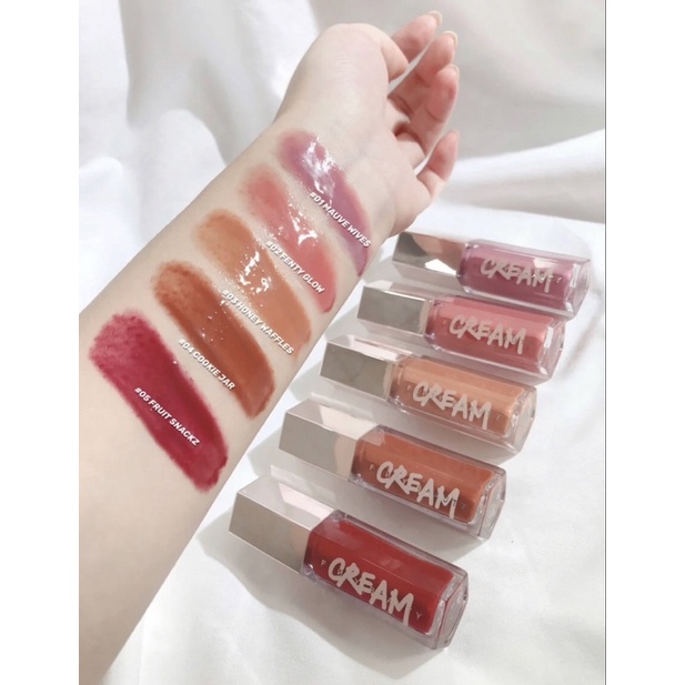 Son kem bóng Fenty Beauty Gloss Bomb Cream