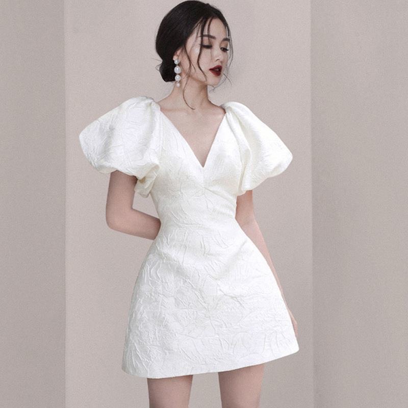 Đầm trắng baby dáng xòe, váy tiểu thư kiểu dáng vintage hàn quốc minstore365 | BigBuy360 - bigbuy360.vn