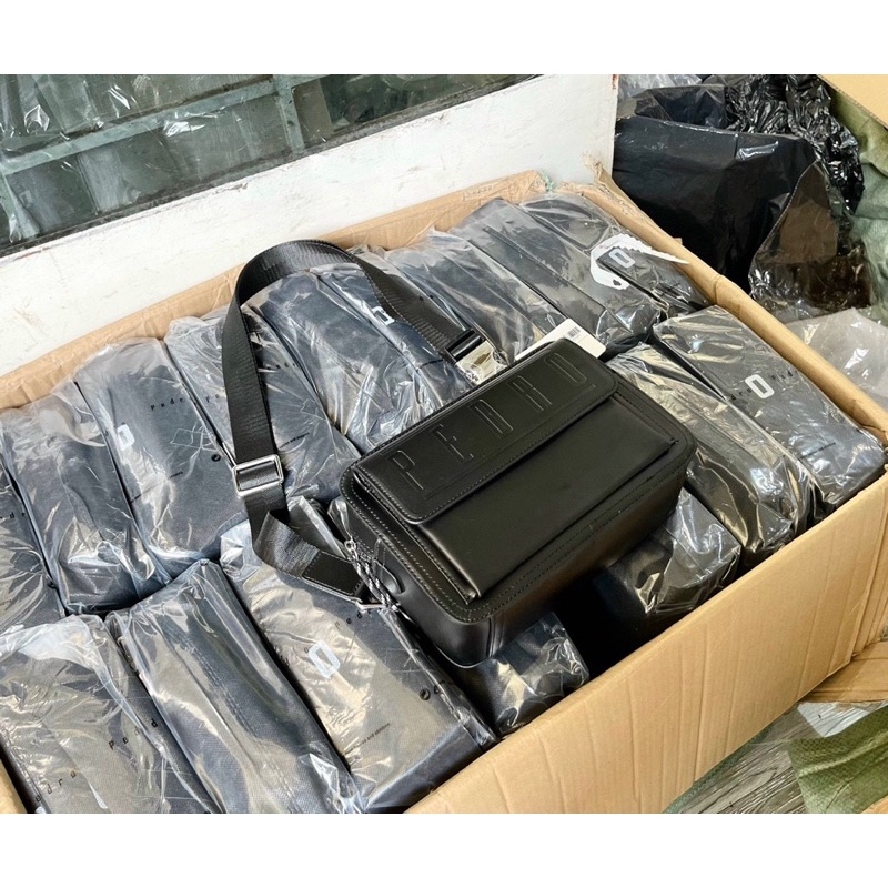 Túi đeo chéo Pedro Nam chất da Auth tuồn hãng