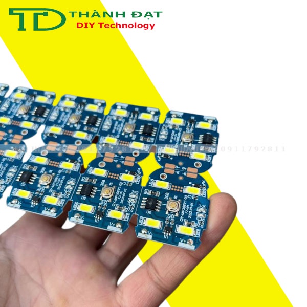 Mạch led 3.7V-5V mini 3 chế độ sáng