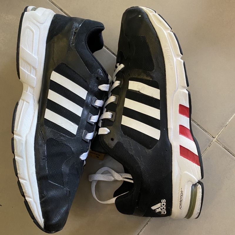 Giày chính hãng đã qua sử dụng