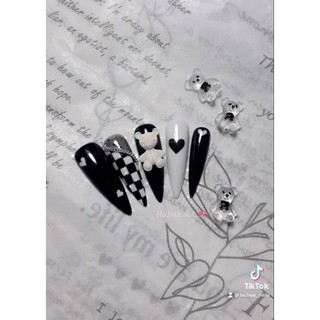 Nail box giá rẻ. set móng up gắn charm gấu và vẽ tim như hình