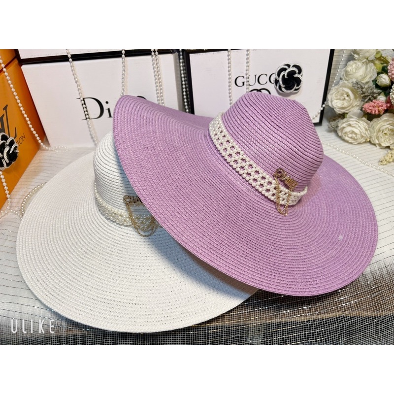 Mũ Cói thời trang đi biển Vành Rộng sang chảnh