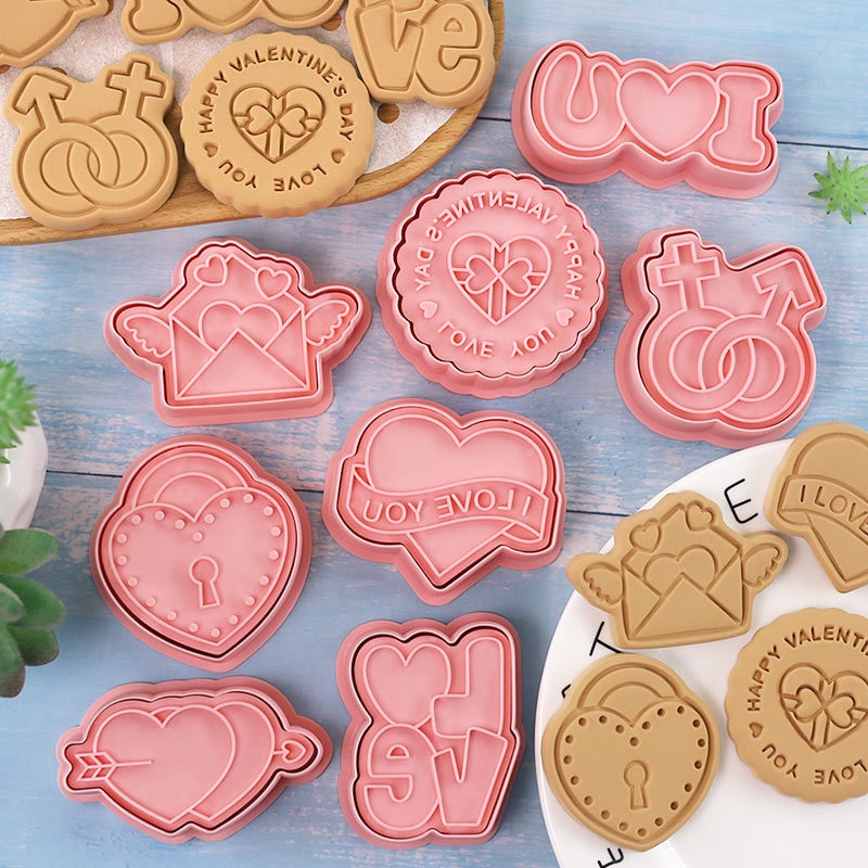 Set 8 Khuôn Làm Bánh Quy Tạo Hình Trái Tim Hoạt Hình Dễ Thương
