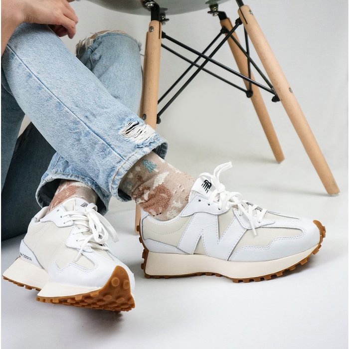 Giày Chạy Bộ New Balance 327 NB327 Màu Trắng Đen Cho Nữ 327