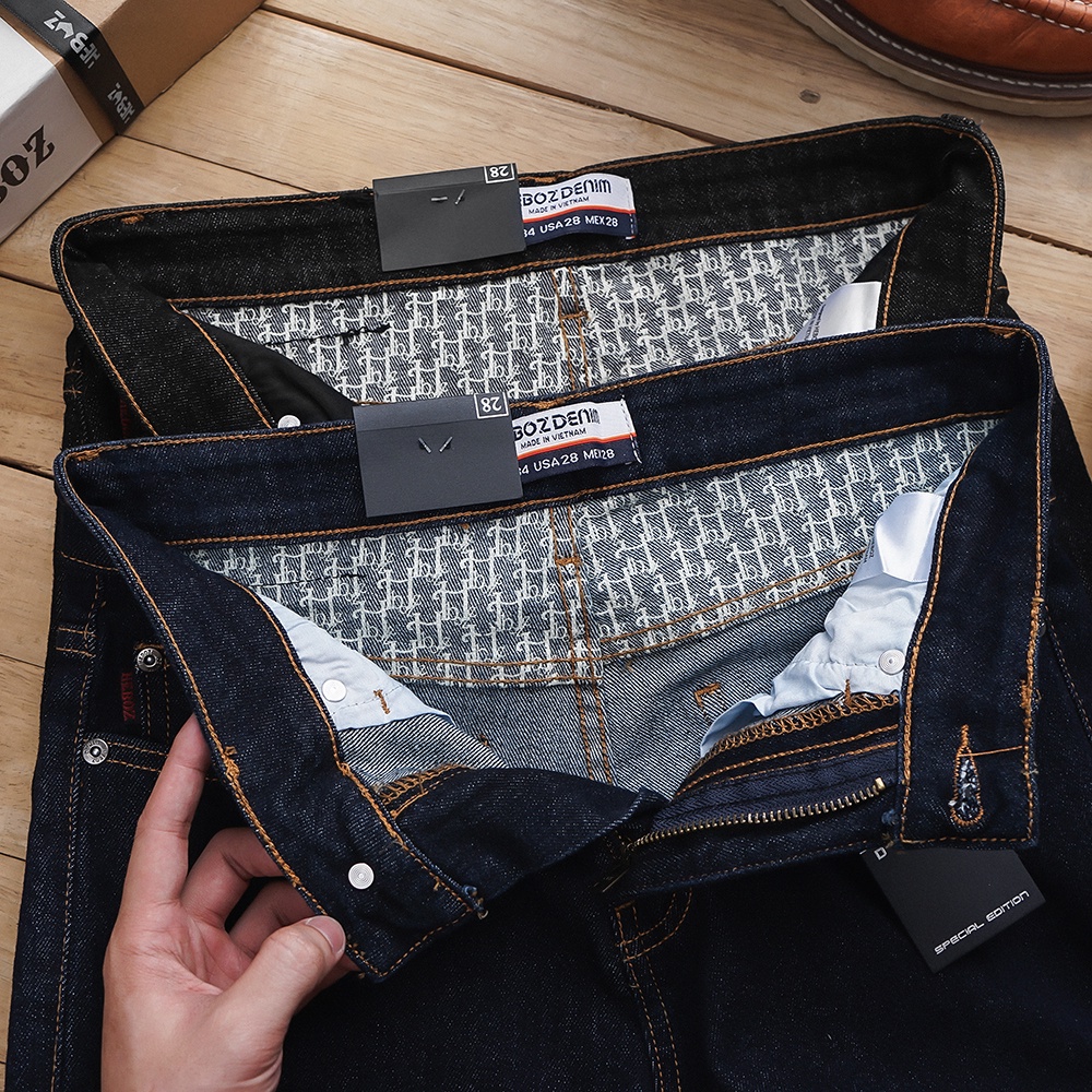 Quần jean dài nam chất vải Indigo decup in họa tiết monogram đen Heboz - 00001393