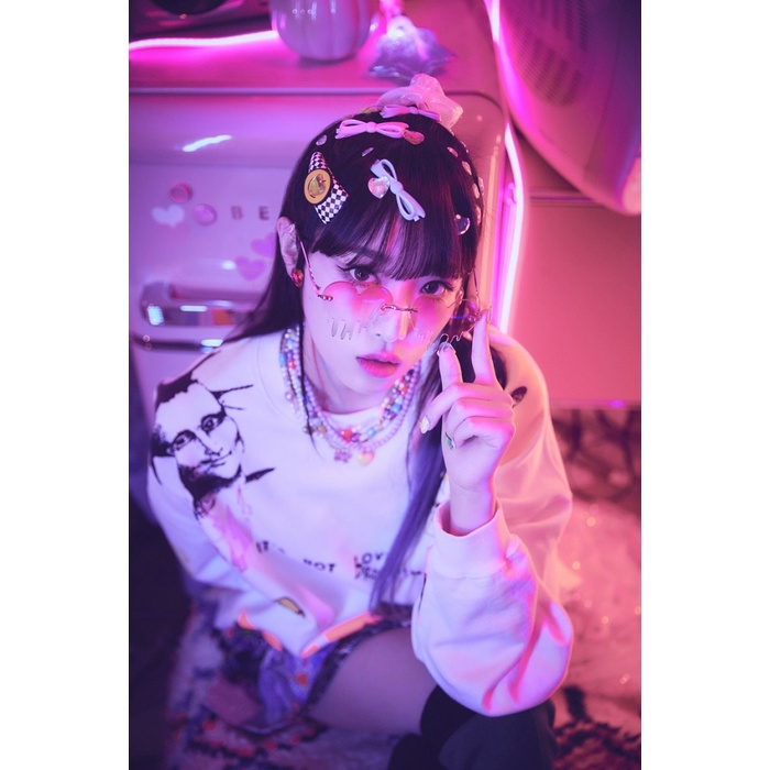 YENA -  1st Single Album