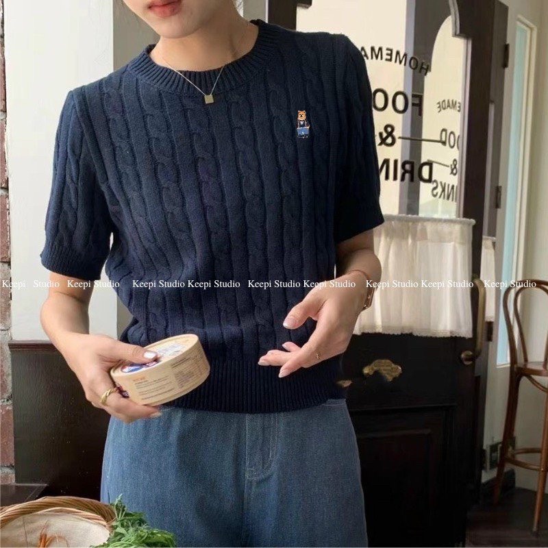 Áo len Whou cộc tay thêu gấu made in VN