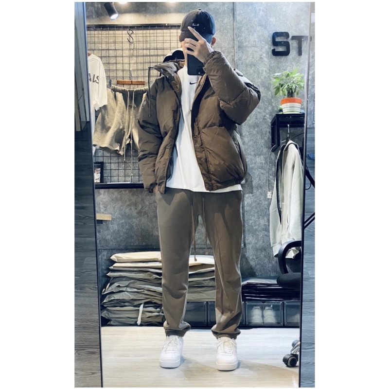 Áo khoác phao nâu, Áo phao béo FOG Fear of God ESSENTIALS