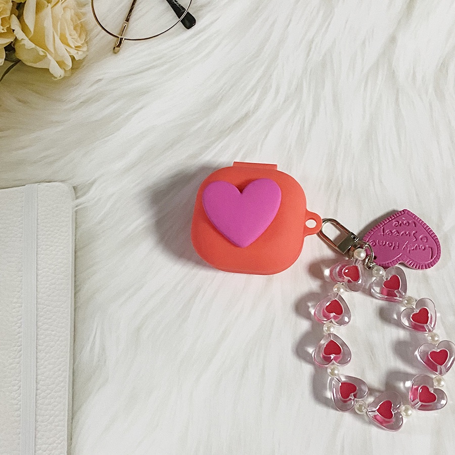 Vỏ Bảo Vệ Hộp Sạc Tai Nghe JBL live pro + Bằng Silicon Họa Tiết Trái Tim Dễ Thương Kèm Dây Đeo Tiện Dụng
