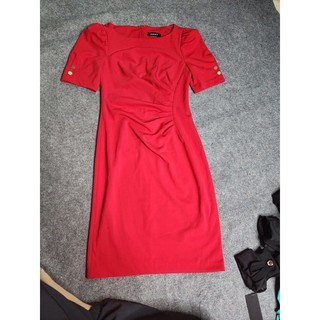 Đầm nhún eo DKNY size 2