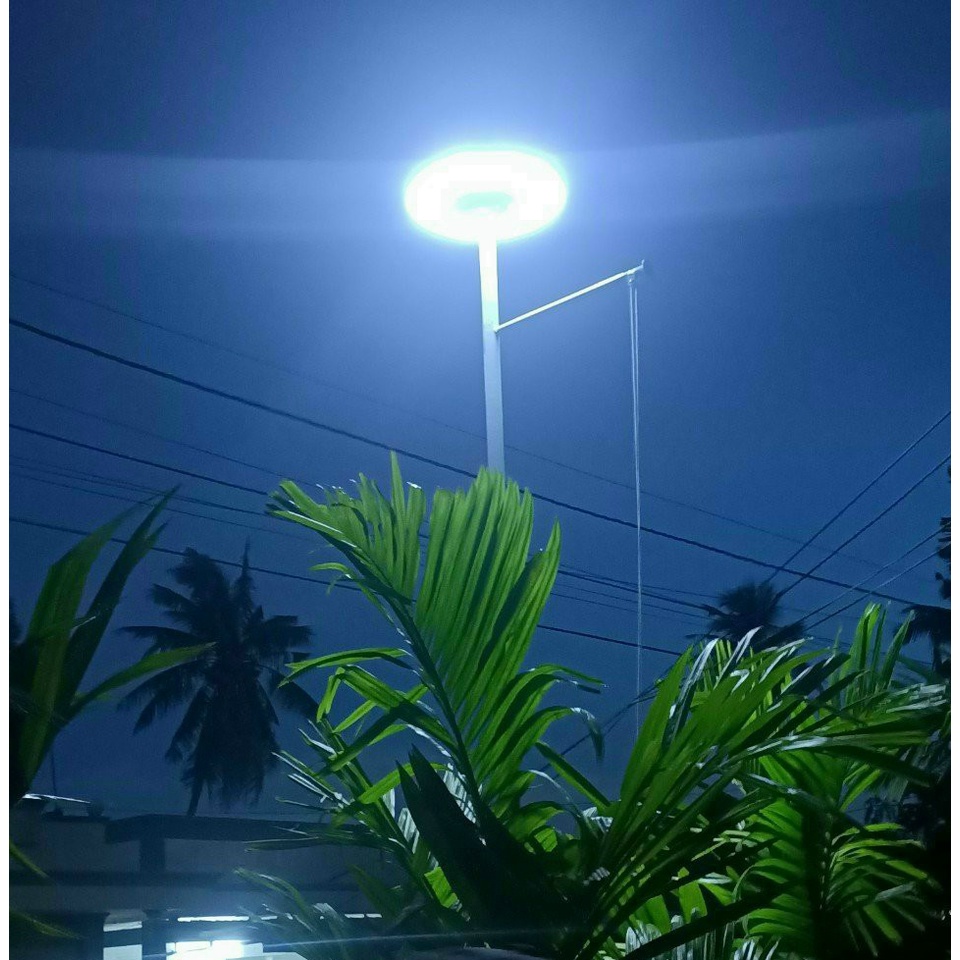 Đèn led sân vườn năng lượng mặt trời 1000W SOLAR LIGHT PIN 48Ah, dạng đĩa bay UFO Cảm Biến Chuyển Động