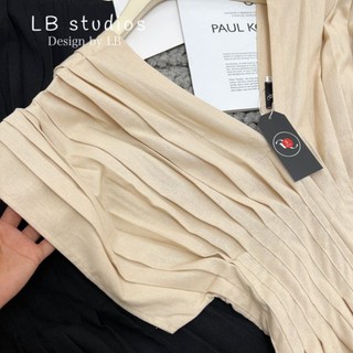 Váy xếp ly cổ tim LB