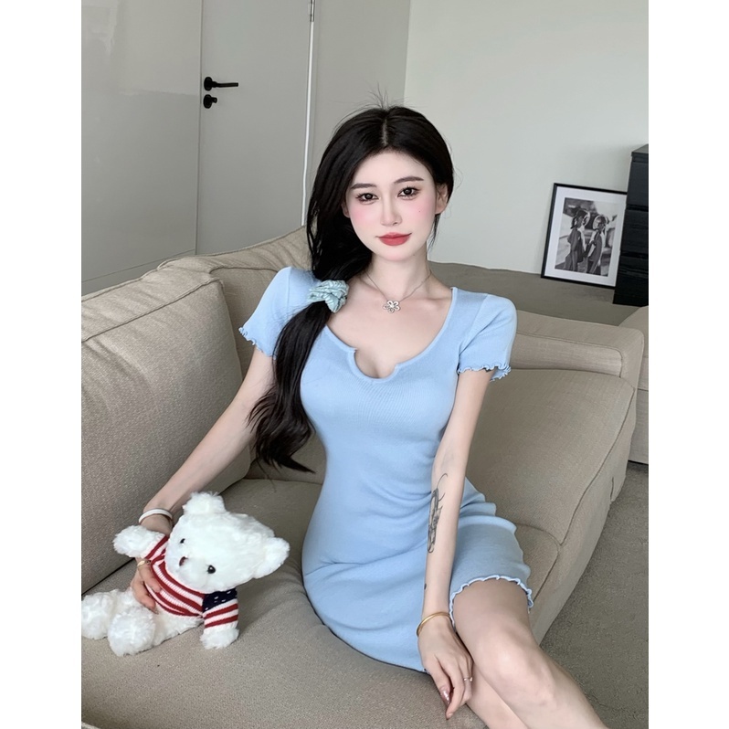 Đầm MIDI Dệt Kim Cổ Chữ V Phối Ren Thời Trang Cho Nữ