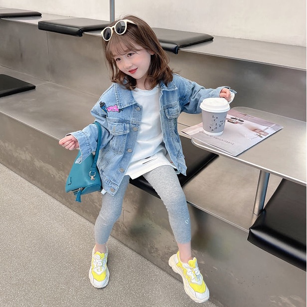 Áo Khoác Denim In Họa Tiết Thời Trang Xuân Thu Cho Bé Gái