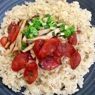 129K Bịch 500g lạp xưởng mực khô