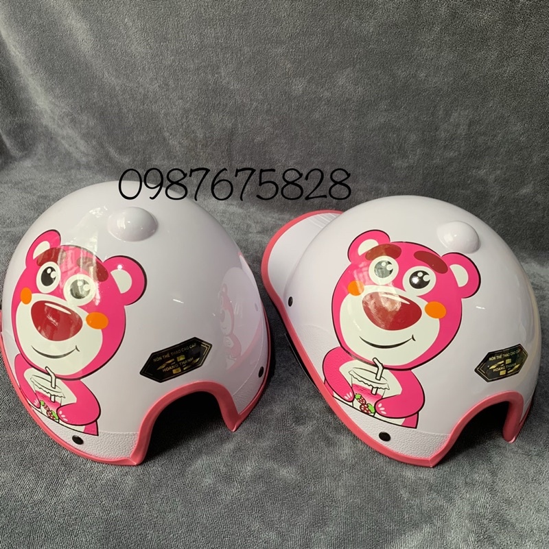 🔥 HOT TREND 🔥Nón bảo hiểm kết gấu dâu và Doraemon Chuẩn cty