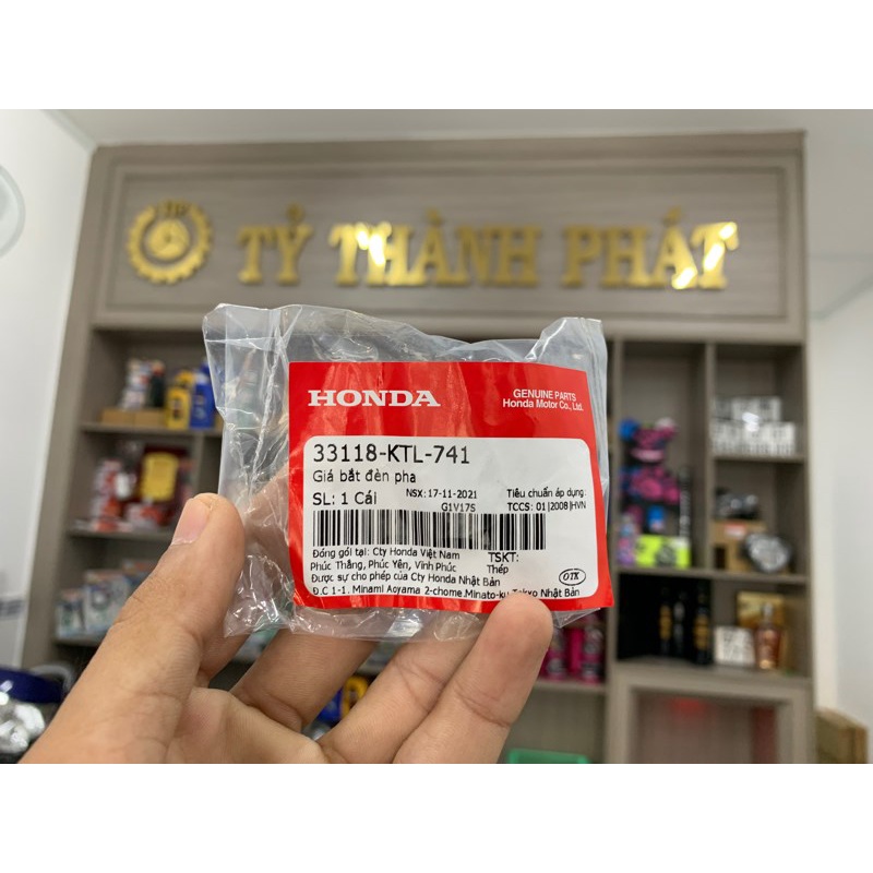 Mủ đen gài đèn pha WS 100 ,  RS zin