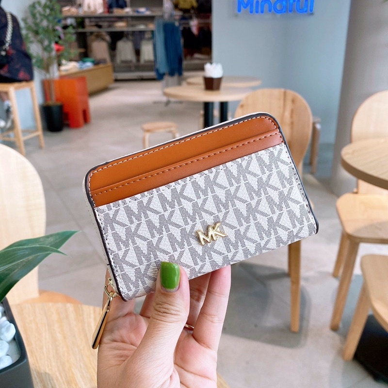 Ví MK Mini Cầm Tay Để Thẻ