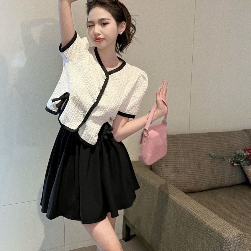 Bộ Áo + Chân Váy Xếp Ly Thời Trang Xinh Xắn Cho Nữ  tao bao