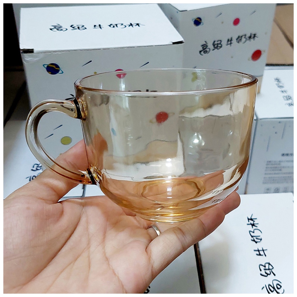 Ly Ca Thủy Tinh Có Quai 480ml Màu Vàng Hổ Phách