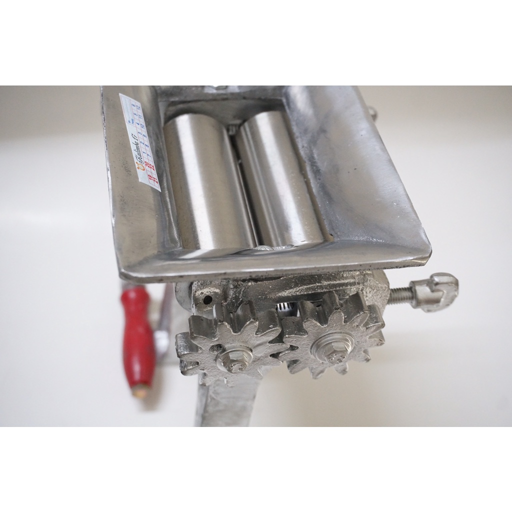 Máy cán khô mực lõi inox Leafmusic LF022 Switch Máy Cán Mực Khô Bằng Tay Kích thước: 25 x 20 x 10cm