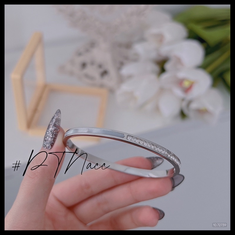 Vòng tay titan mảnh xà cừ trắng phối đá paguet kiểu Hàn Quốc .PTNACC.