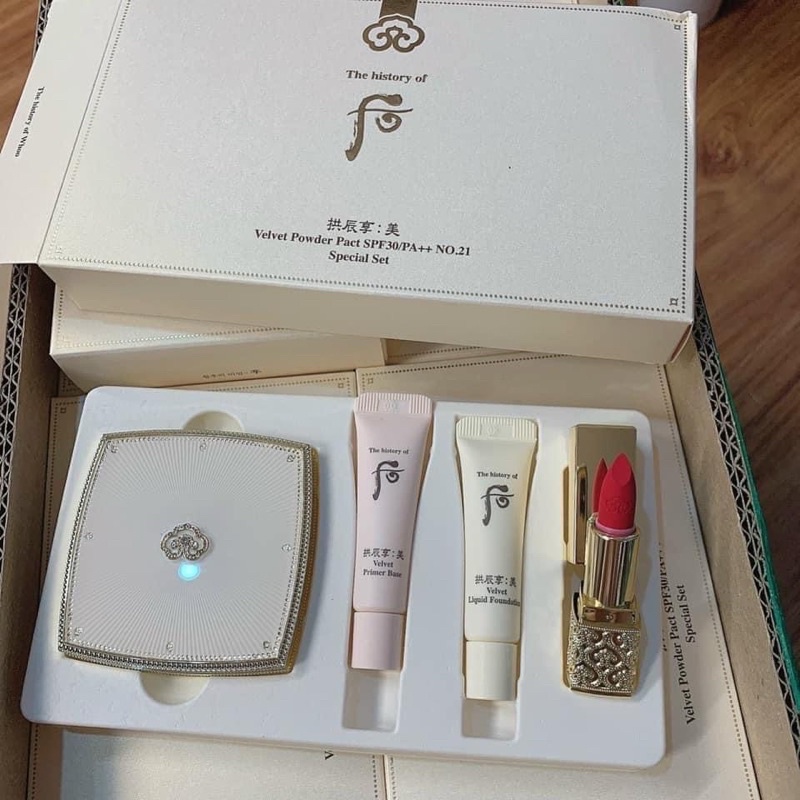 Phấn phủ Whoo đông y Hoàng Cung