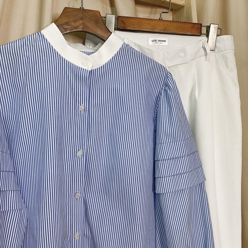 Sơmi xanh kẻ Luu Hanh