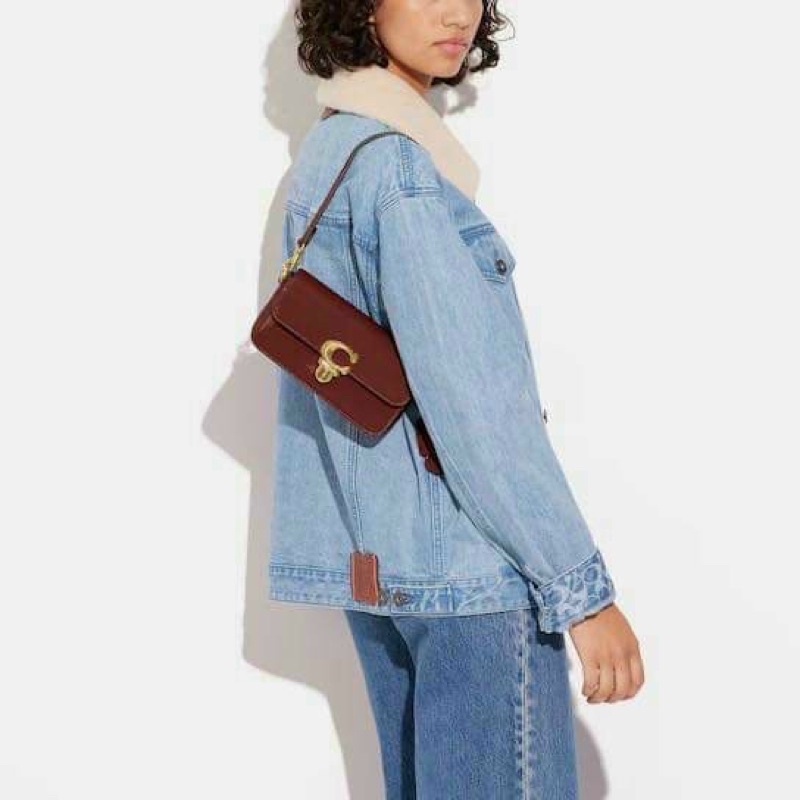 Túi đeo vai Coach Studio Baguette mẫu mới