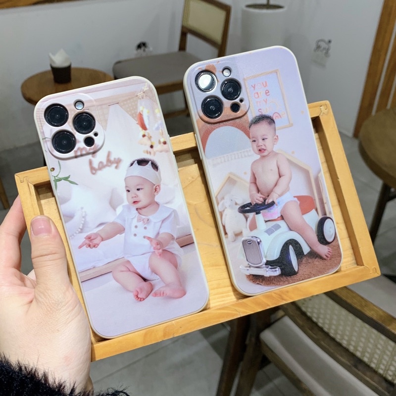 Ốp lưng điện thoại dẻo màu in hình theo yêu cầu.