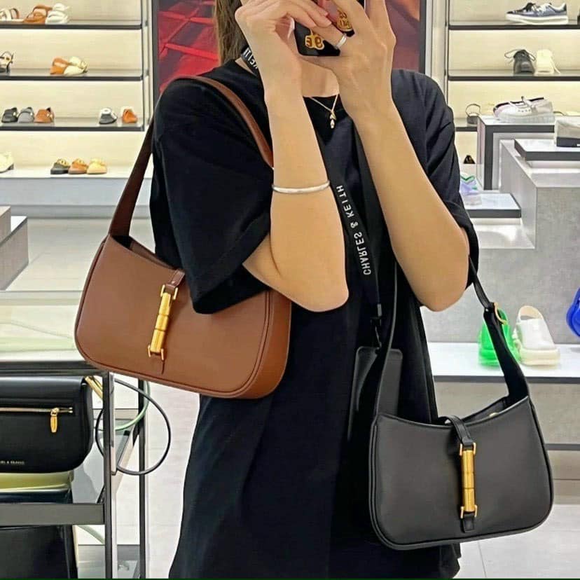 Túi kẹp nách cnk khoá chữ I hàng xuất dư loại 1 full bill tag T09