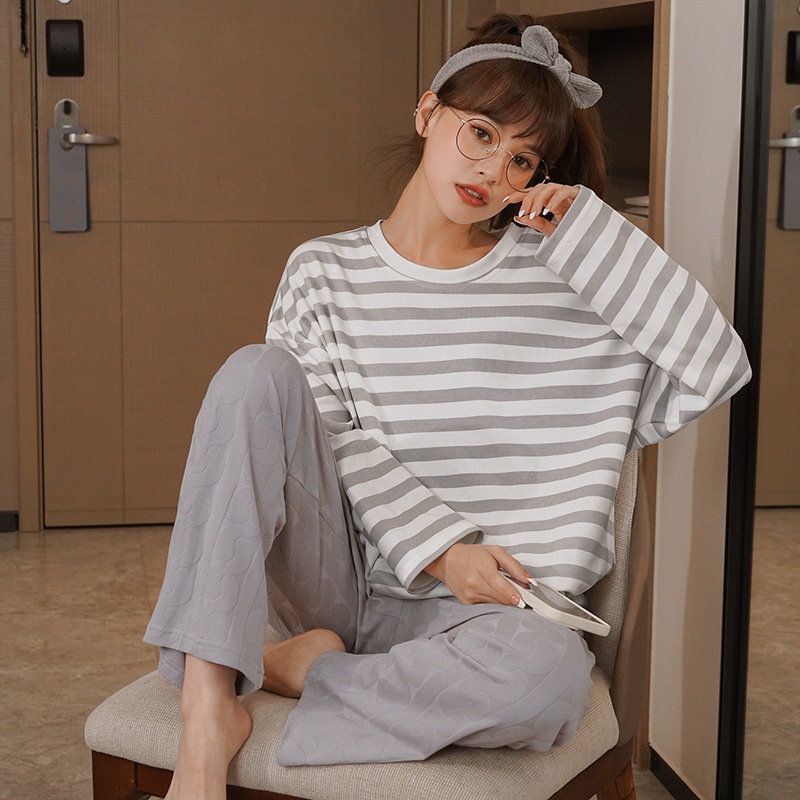 Bộ Đồ Ngủ Chất Liệu Cotton Tay Dài Họa Tiết Kẻ Sọc Đơn Giản Thời Trang Xuân Thu Cho Nữ