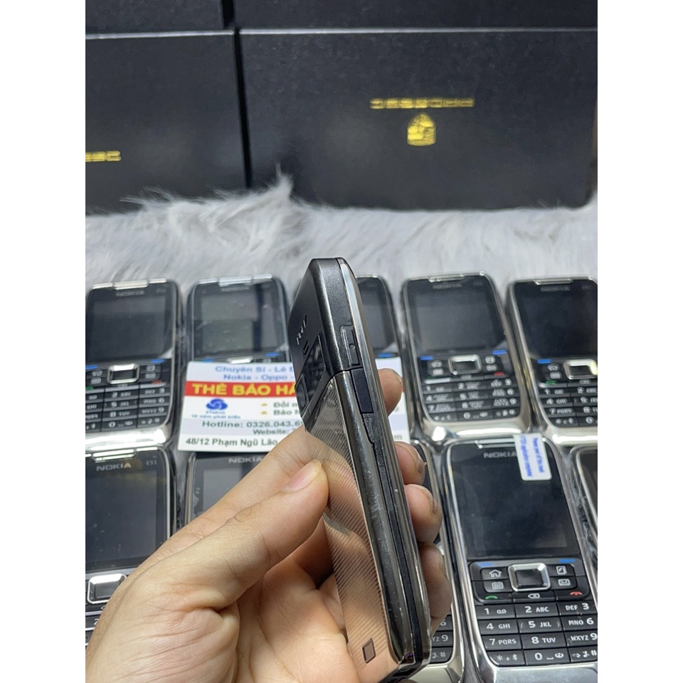 Điện thoại nokia E51 máy zin bảo hành 12 tháng