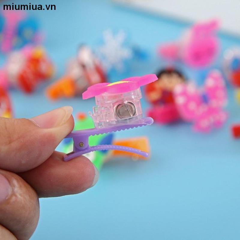 miumiuaKẹp tóc phát sáng trong bóng tối.Họa tiết hoạt hình xinh đẹp cho bé