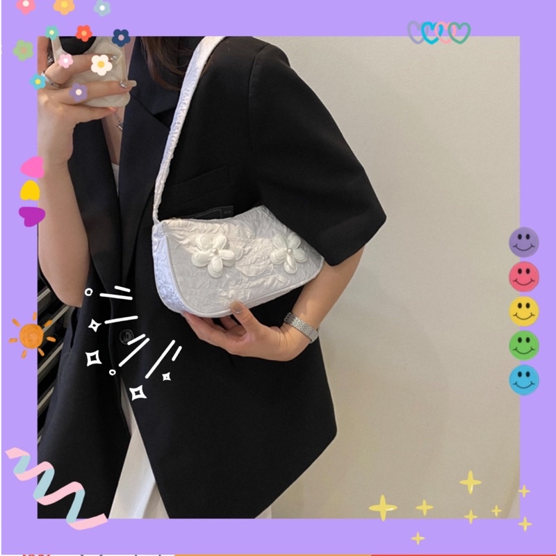 Túi xách đeo vai dáng oval đính Hoa trắng 💛 siêu cuteee