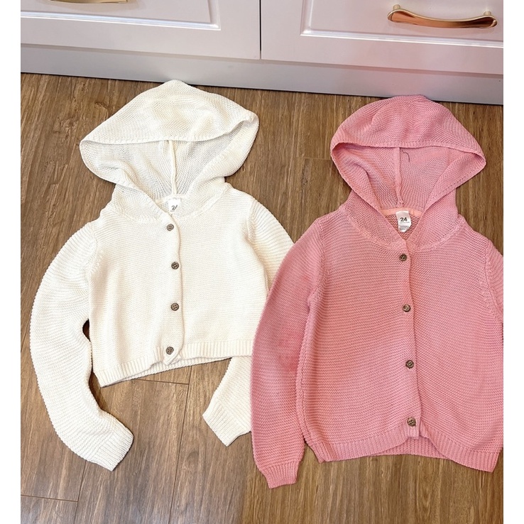 Áo len cadigan cúc gỗ carter bé gái 3 màu xuat du