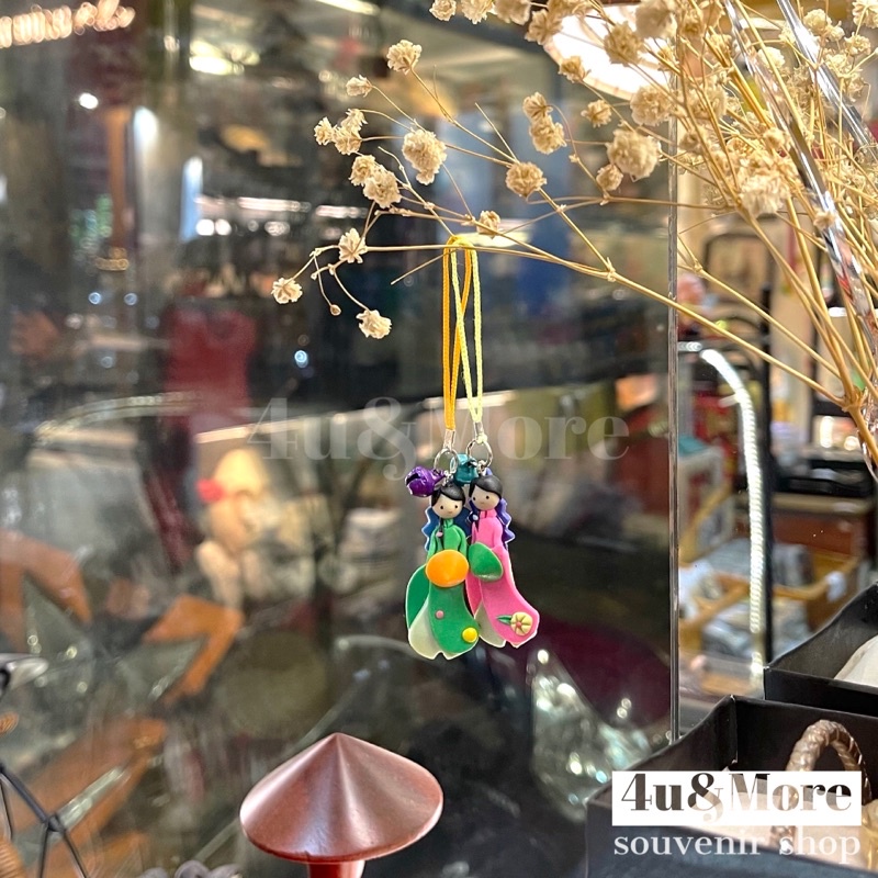 Móc khoá/ móc điện thoại nhựa dẻo mini cô gái áo dài Việt Nam