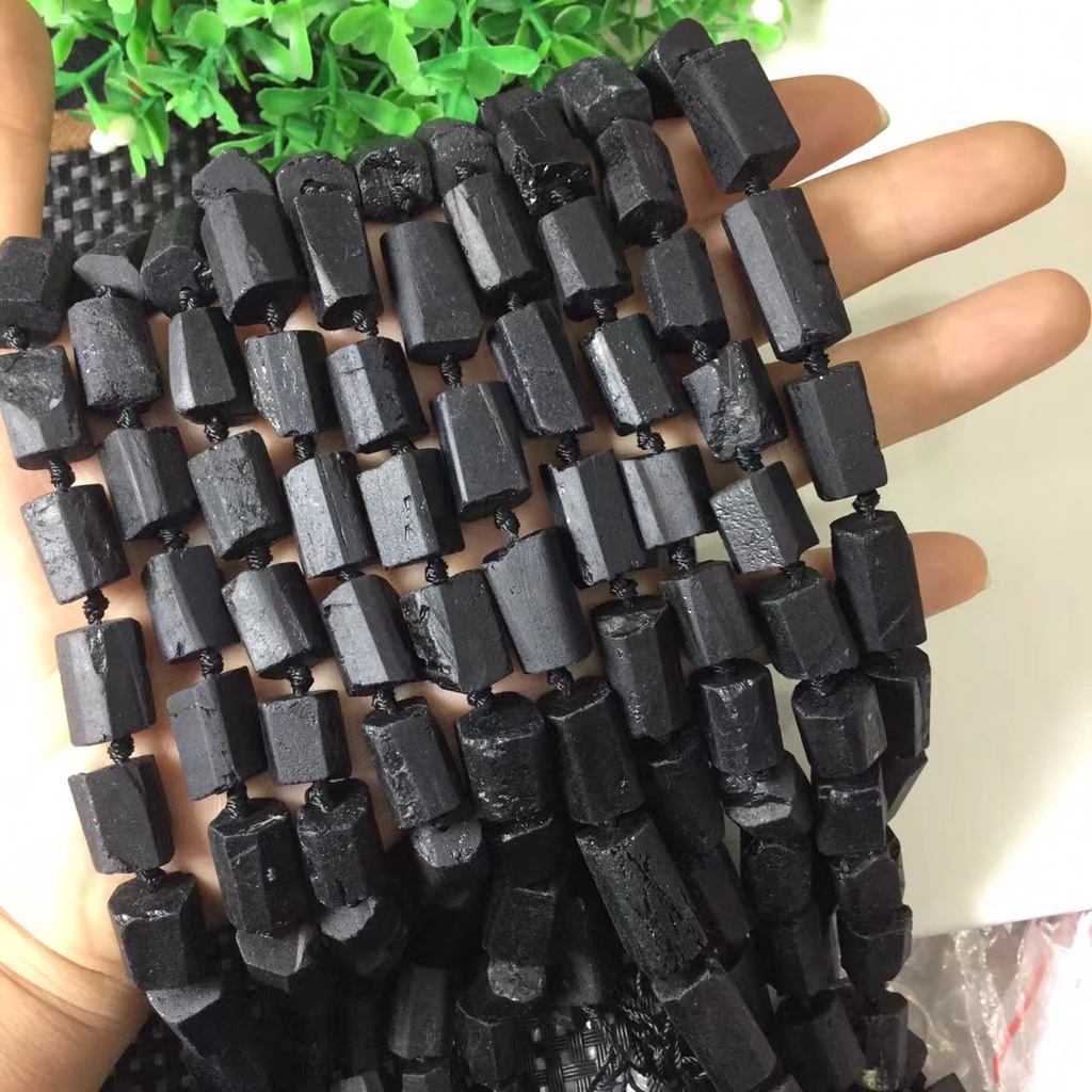 Đá Tourmaline Đen Tự Nhiên Kích Thước 10mm