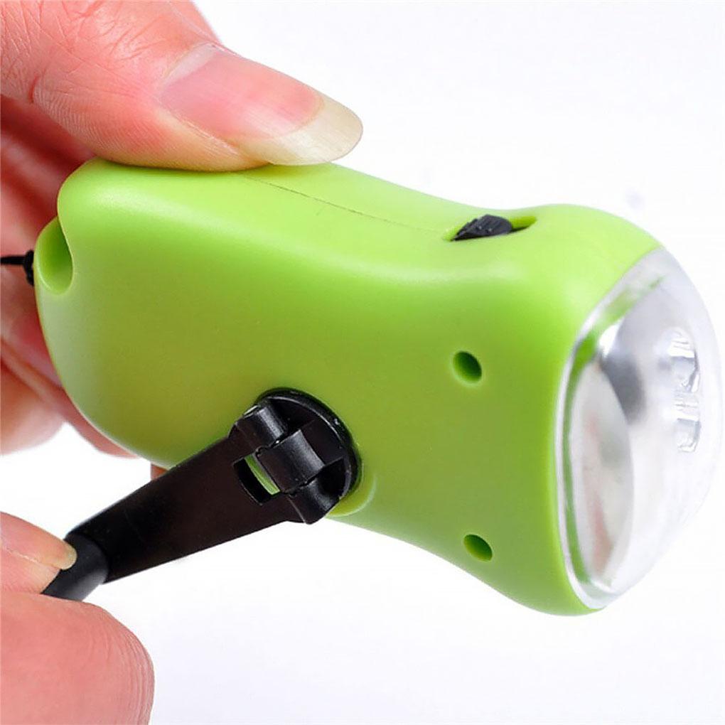 Đèn Pin LED Năng Lượng Mặt Trời Cầm Tay Màu Sắc Ngẫu Nhiên
