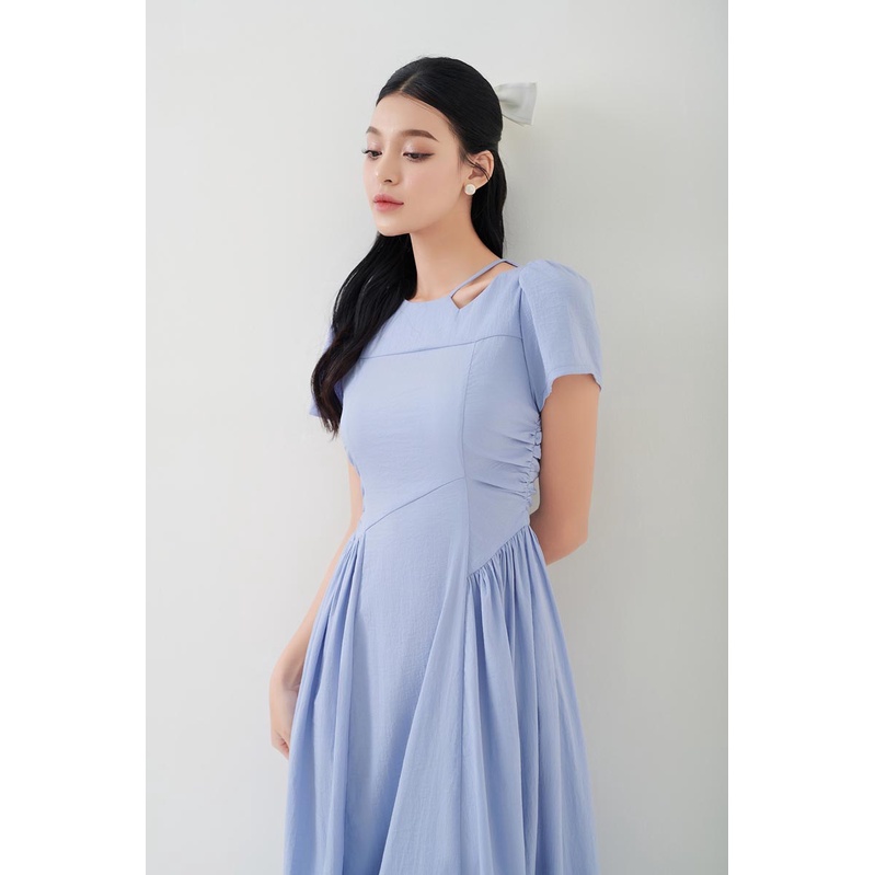 Đầm midi cut out vai 1 bên nhún eo tay ngắn thời trang GAGO màu đen và xanh dương GG4228/ GG4244