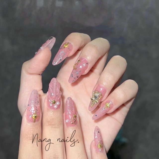 Nails xinh - Nails Tết, móng úp thiết kế nhẹ nhàng sang trọng